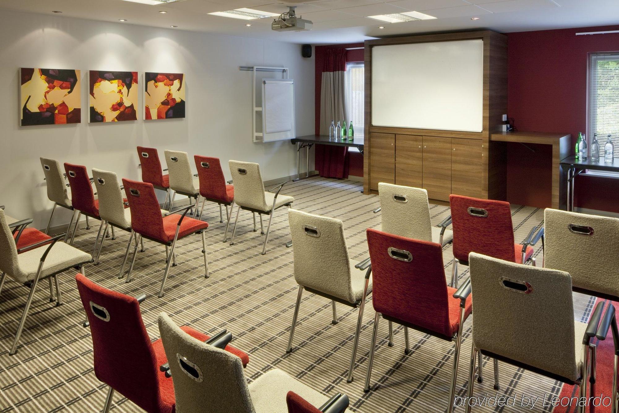 Holiday Inn Express Taunton East By Ihg Facilidades foto